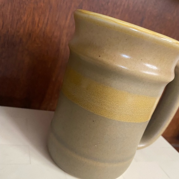 Vintage stoneware sunny Korea mug - Picture 2 of 10